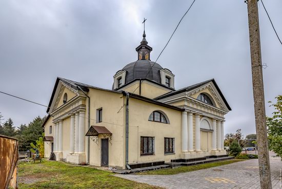 Catholic Church of the Body and Blood of Jesus Christ in Ruzhyn, Ukraine, photo 3