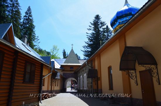 Manyavsky Holy Cross Exaltation Monastery, Ukraine, photo 10