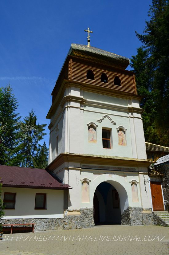 Manyavsky Holy Cross Exaltation Monastery, Ukraine, photo 4