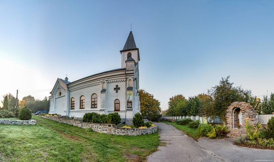 Catholic Church of St. Anna in Talne, Ukraine, photo 7