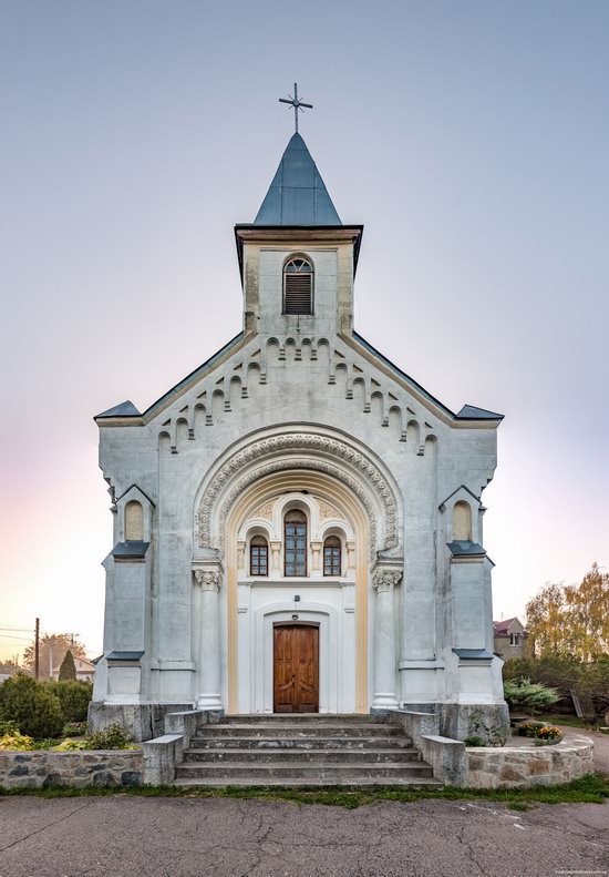 Catholic Church of St. Anna in Talne, Ukraine, photo 8