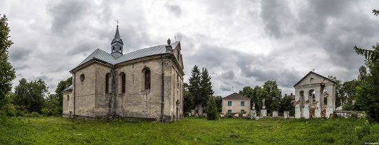 Catholic Church of the Holy Trinity in Pomoryany, Ukraine, photo 17