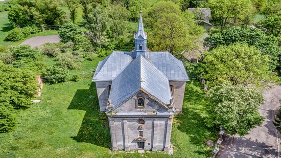 Catholic Church of the Holy Trinity in Pomoryany, Ukraine, photo 2