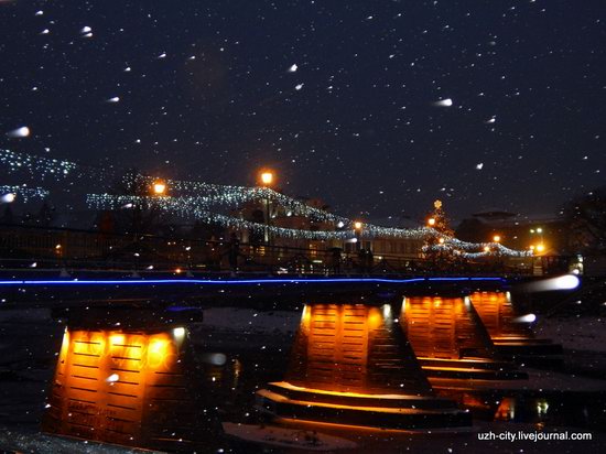 Snow-covered Streets of Uzhhorod, Ukraine, photo 13