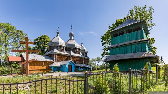 Church of St. Paraskeva in Pluhiv, Lviv region, Ukraine, photo 1