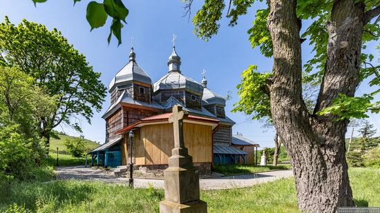 Church of St. Paraskeva in Pluhiv, Lviv region, Ukraine, photo 7