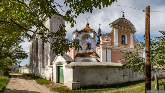 Roman Catholic Church of St. Anthony in Korets, Ukraine, photo 2