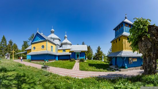 Church of St. Basil the Great in Muzhyliv, Ternopil region, Ukraine, photo 17