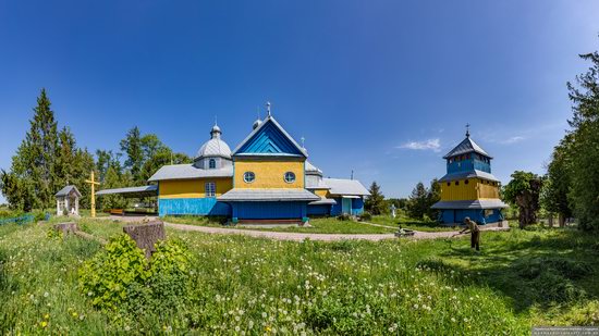 Church of St. Basil the Great in Muzhyliv, Ternopil region, Ukraine, photo 6