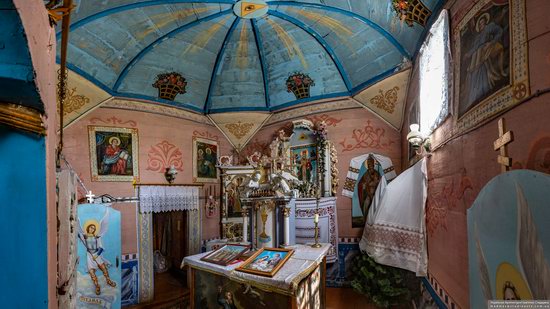 Church of St. Nicholas in Lazarivka, Ternopil region, Ukraine, photo 11