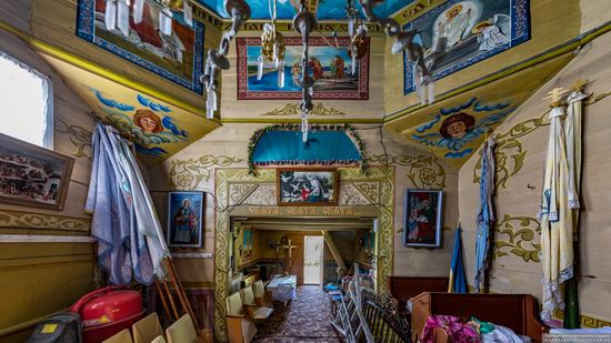 Church of St. Nicholas in Lazarivka, Ternopil region, Ukraine, photo 13