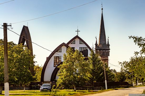 Gothic Reformed Church in Chetfalva, Zakarpattia Oblast, Ukraine, photo 1