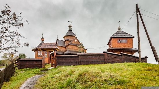 Church of the Nativity of the Blessed Virgin in Vorokhta, Ukraine, photo 1