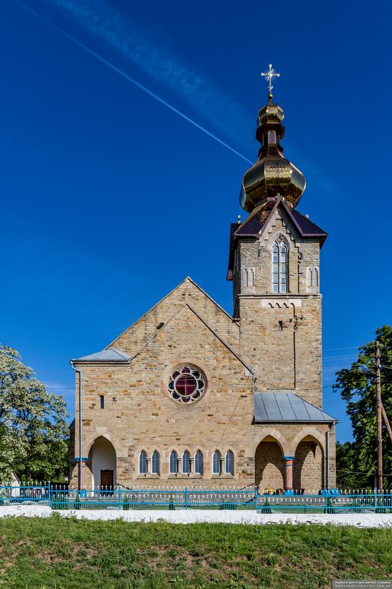 Neo-Gothic Orthodox Church in Pidhaichyky, Ukraine, photo 2