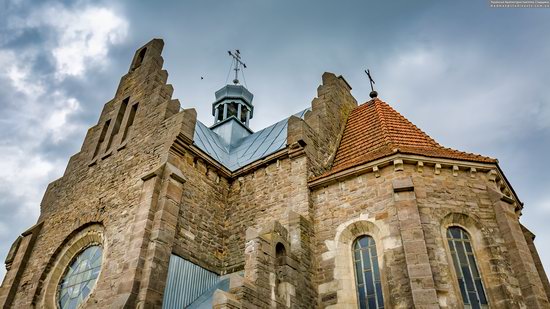 Church of the Holy Apostles Peter and Paul in Butsniv, Ukraine, photo 6