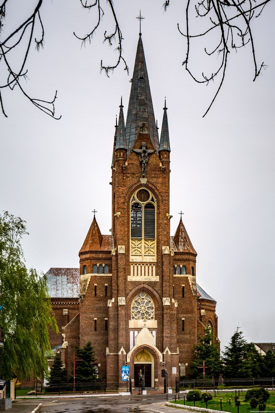 Neo-Gothic Catholic Church in Kamianka-Buzka, Ukraine, photo 2