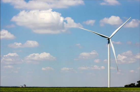 Wind Farm in Prymorsk in Southern Ukraine, photo 1