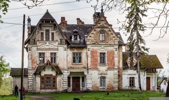 Picturesque Buildings of the Antoniny Palace, Khmelnytskyi Oblast, Ukraine, photo 15