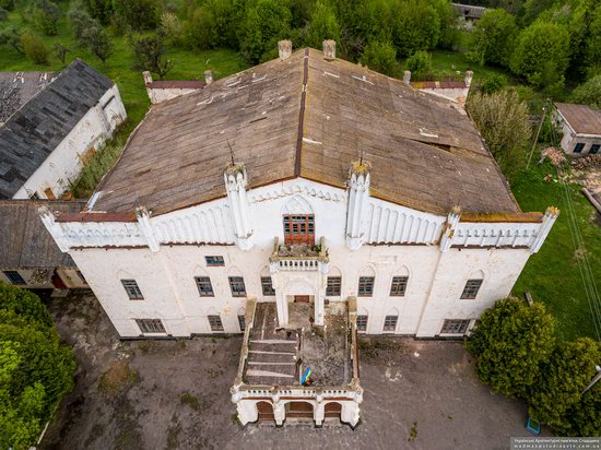 The Gizycki Palace in Novoselytsya, Khmelnytskyi Oblast, Ukraine, photo 15