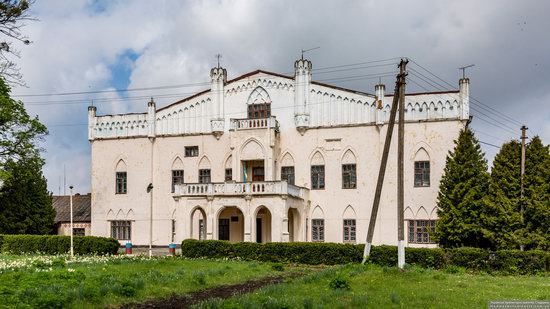 The Gizycki Palace in Novoselytsya, Khmelnytskyi Oblast, Ukraine, photo 6