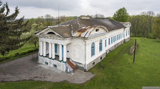 Illyashivka Estate, Khmelnytskyi Oblast, Ukraine, photo 1