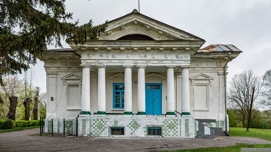 Illyashivka Estate, Khmelnytskyi Oblast, Ukraine, photo 3