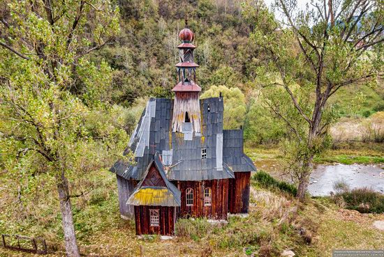 Wooden Catholic Chapel, Ilnyk, Lviv Oblast, Ukraine, photo 13