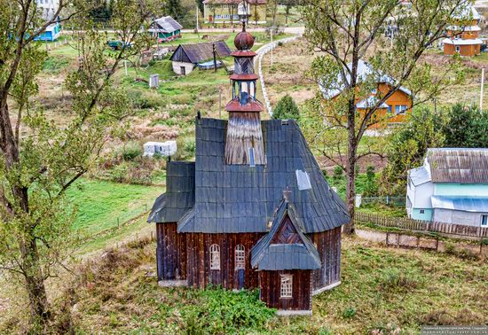 Wooden Catholic Chapel, Ilnyk, Lviv Oblast, Ukraine, photo 7