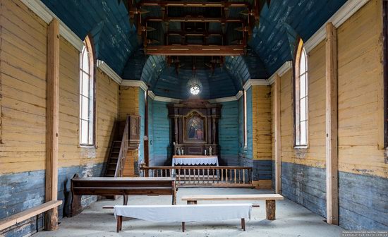 Wooden Neo-Gothic Church, Rozluch, Lviv Oblast, Ukraine, photo 10