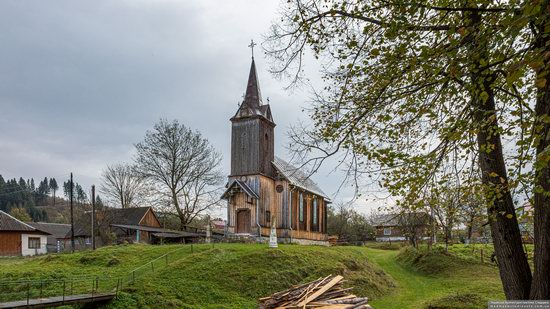 Wooden Neo-Gothic Church, Rozluch, Lviv Oblast, Ukraine, photo 7