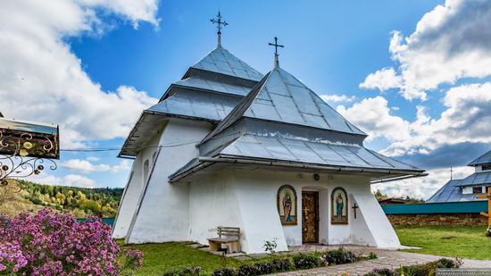 Fortified church in Rosokhy, Lviv Oblast, Ukraine, photo 10