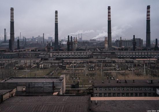 Zaporozhye Aluminium Combine, Ukraine - a Decaying Industrial Giant, photo 1