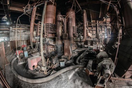 Zaporozhye Aluminium Combine, Ukraine - a Decaying Industrial Giant, photo 18