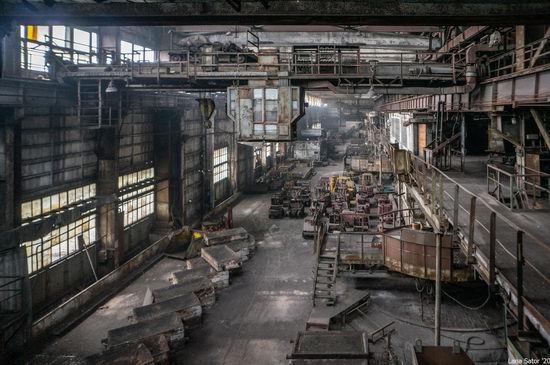 Zaporozhye Aluminium Combine, Ukraine - a Decaying Industrial Giant, photo 21