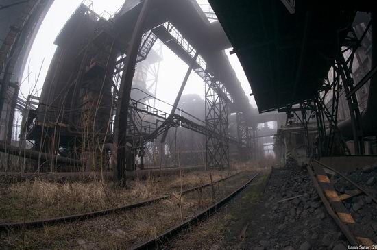 Zaporozhye Aluminium Combine, Ukraine - a Decaying Industrial Giant, photo 4