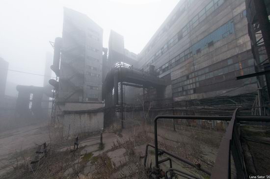 Zaporozhye Aluminium Combine, Ukraine - a Decaying Industrial Giant, photo 7