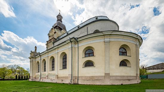 Holy Trinity Church in Mykulyntsi, Ukraine, photo 2