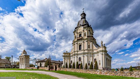 Holy Trinity Church in Mykulyntsi, Ukraine, photo 4