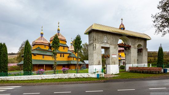 Church of St. Nicholas in Turje, Lviv Oblast, Ukraine, photo 4