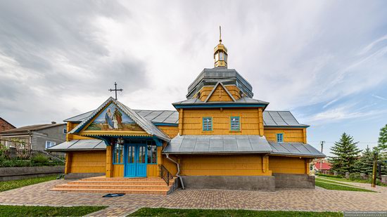 Wooden Church of the Transfiguration in Pidhaitsi, Ternopil Oblast, Ukraine, photo 3