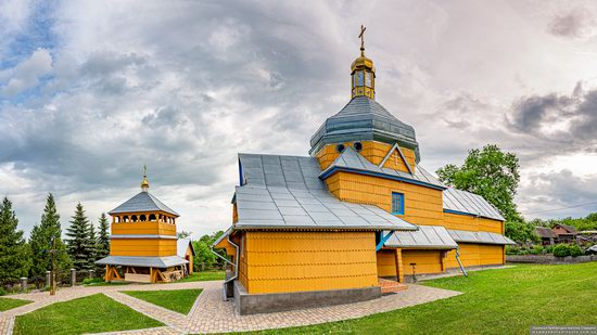 Wooden Church of the Transfiguration in Pidhaitsi, Ternopil Oblast, Ukraine, photo 6