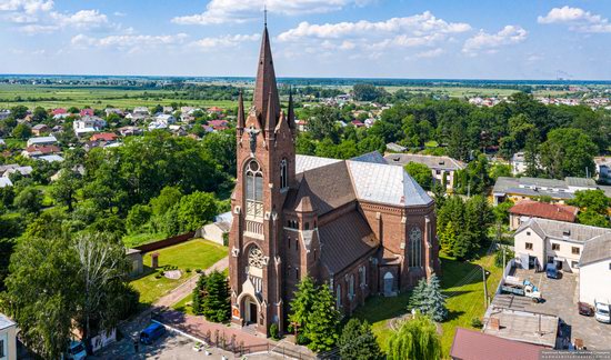 Catholic Church of the Assumption in Kamianka-Buzka, Ukraine, photo 1