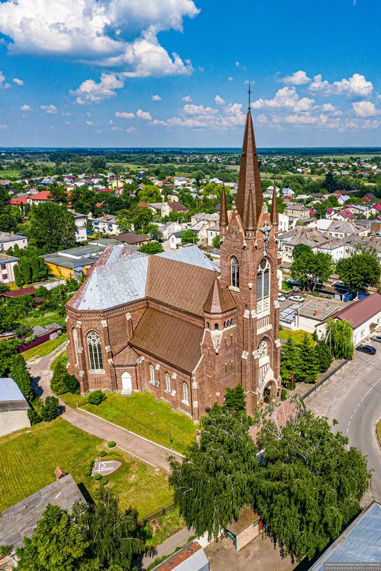 Catholic Church of the Assumption in Kamianka-Buzka, Ukraine, photo 4