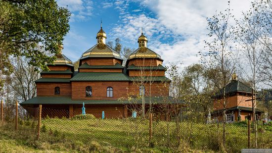 Church of the St. Archangel Michael in Hvozdets, Lviv Oblast, Ukraine, photo 2