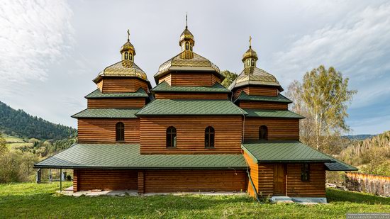 Church of the St. Archangel Michael in Hvozdets, Lviv Oblast, Ukraine, photo 7