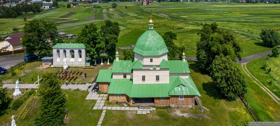 Church of the Exaltation of the Holy Cross in Volsvyn, Ukraine, photo 12