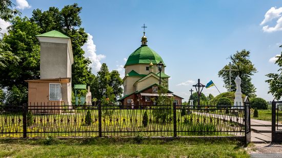 Church of the Exaltation of the Holy Cross in Volsvyn, Ukraine, photo 2