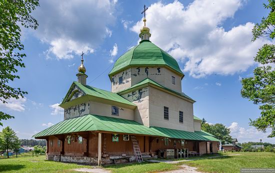 Church of the Exaltation of the Holy Cross in Volsvyn, Ukraine, photo 7