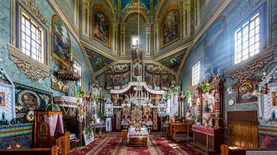 Church of the Exaltation of the Holy Cross in Volsvyn, Ukraine, photo 9