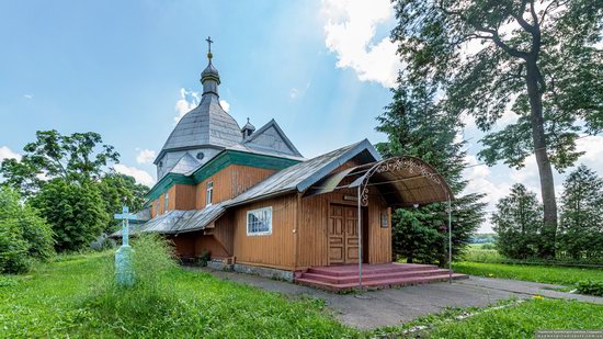 Church of the Transfiguration in Volytsya, Lviv Oblast, Ukraine, photo 1